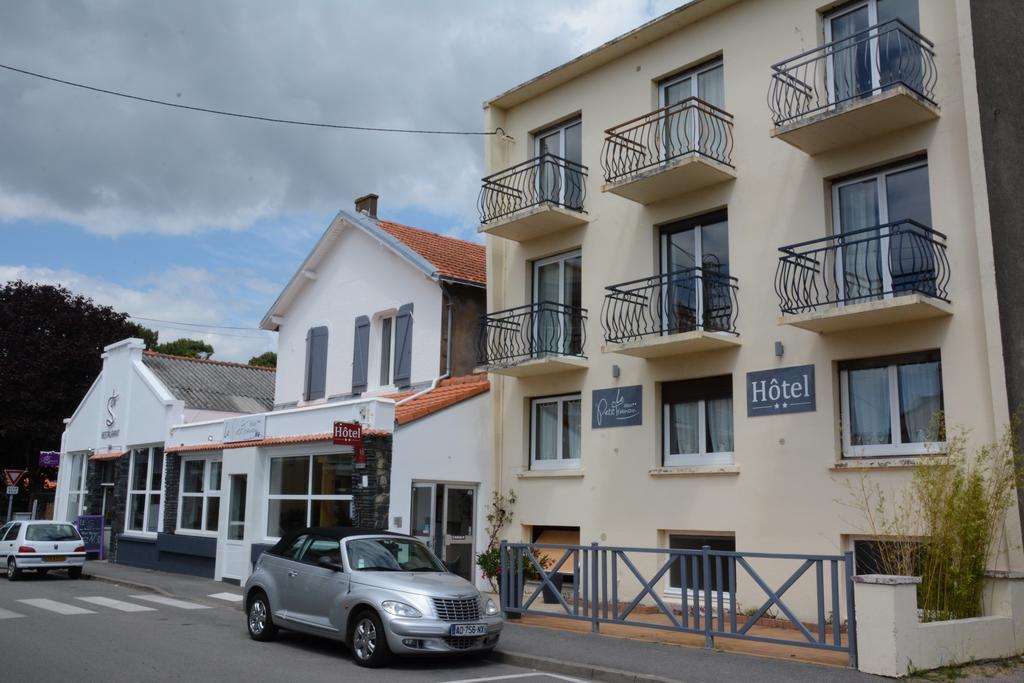 Hotel Logis Le Petit Trianon Saint-Brévin-les-Pins